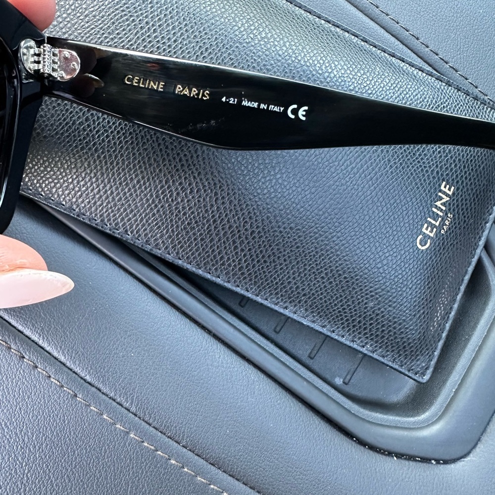 Celine cat-eye sunglasses S004 in black acetate with polarized black lenses - Picture 3 of 5
